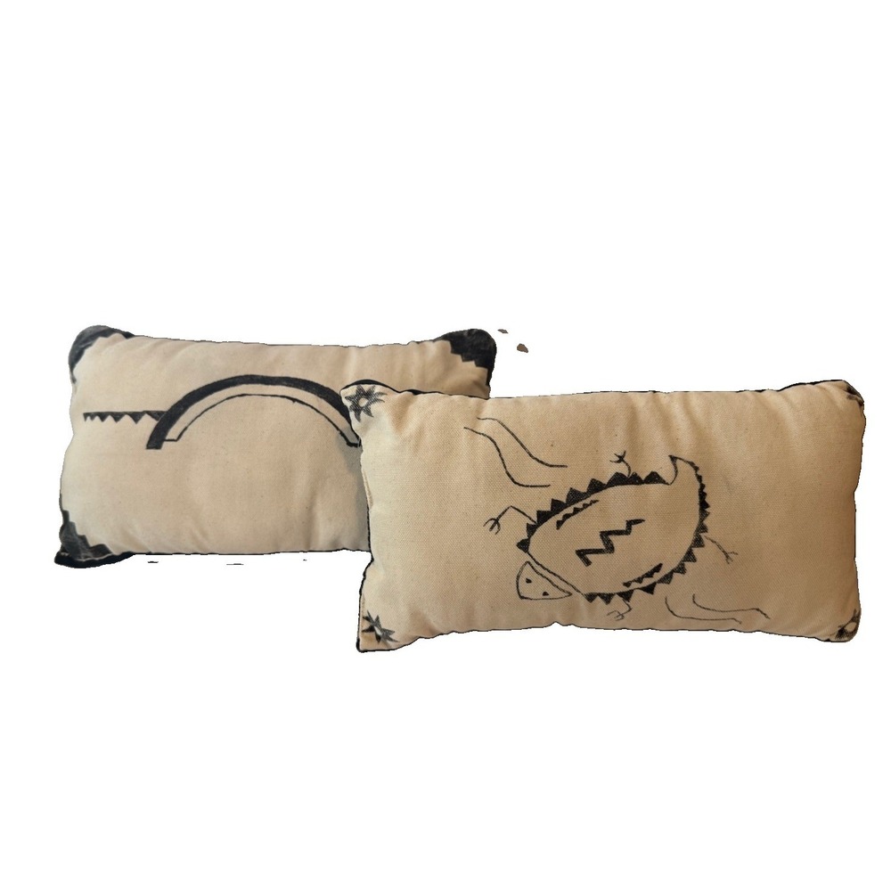 Vintage Mimbres Native American Style Lizard & Turtle Throw Lumbar Pillows Pair
